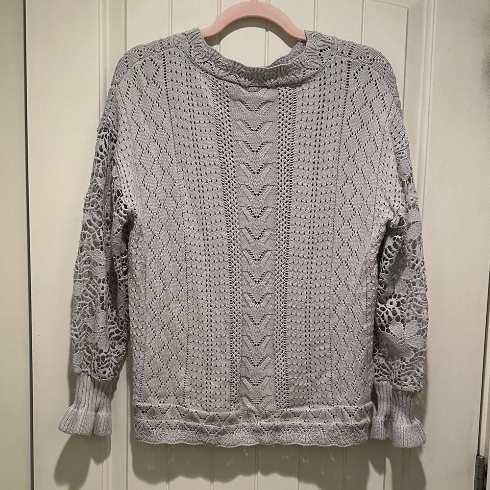 Elegant Women's Sweater